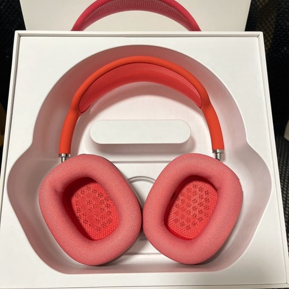 Apple AirPod Max x6 pairs - Picture 2 of 5